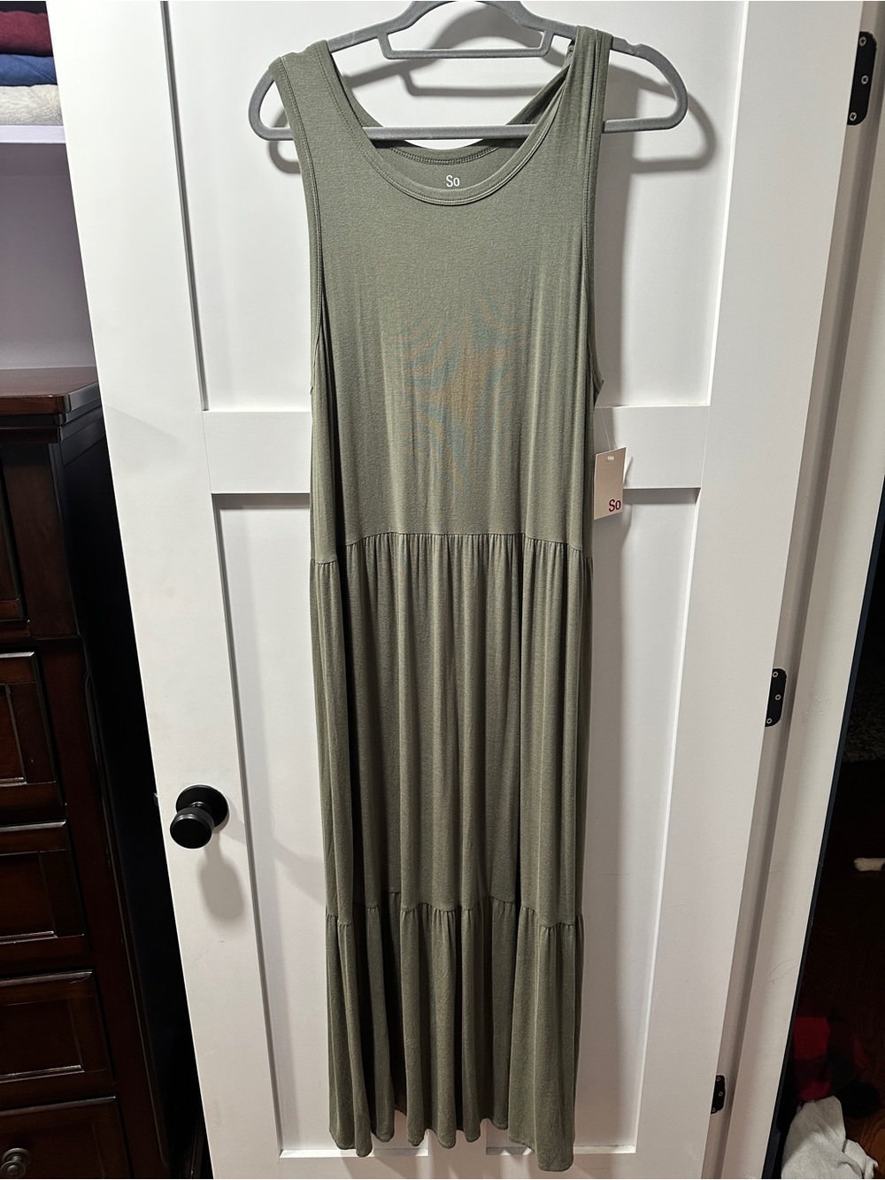 SO Olive Tiered Scoop Neck Maxi Dress